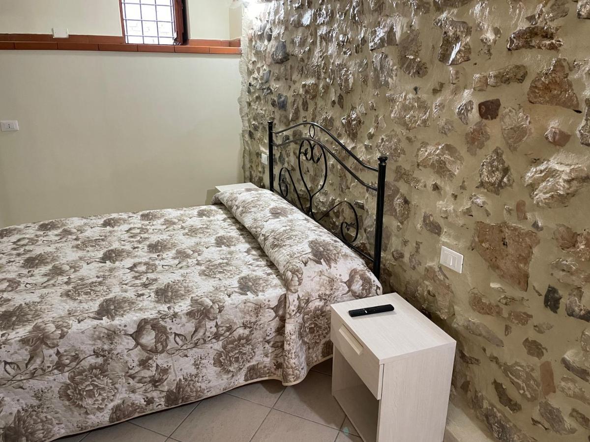 La Stanza Del Principe Bed & Breakfast Fondi Ngoại thất bức ảnh